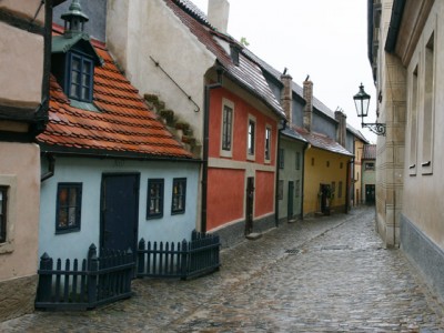 Ismét megnyílt a prágai Arany utcácska - Világszám Online Hírmagazin