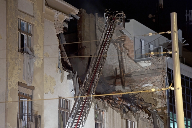 Felrobbant egy ház Óbudán, 2 ember eltűnt - Világszám Online Hírmagazin